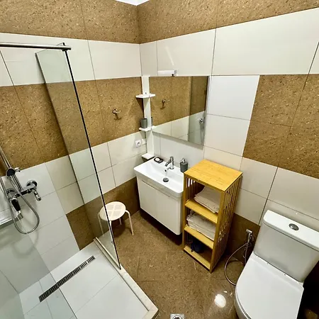 Turquoise Superior 6 Persons Apartment Sarande