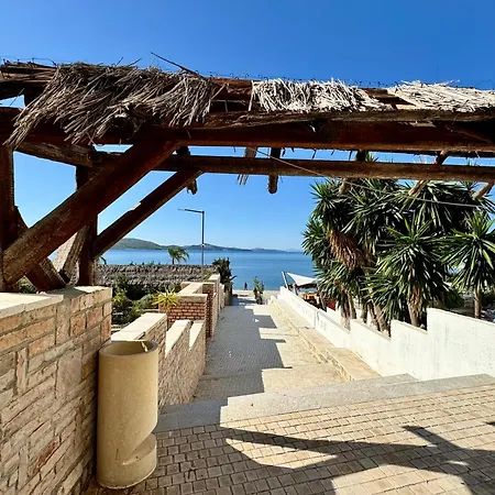 Turquoise Superior 6 Persons Apartment
